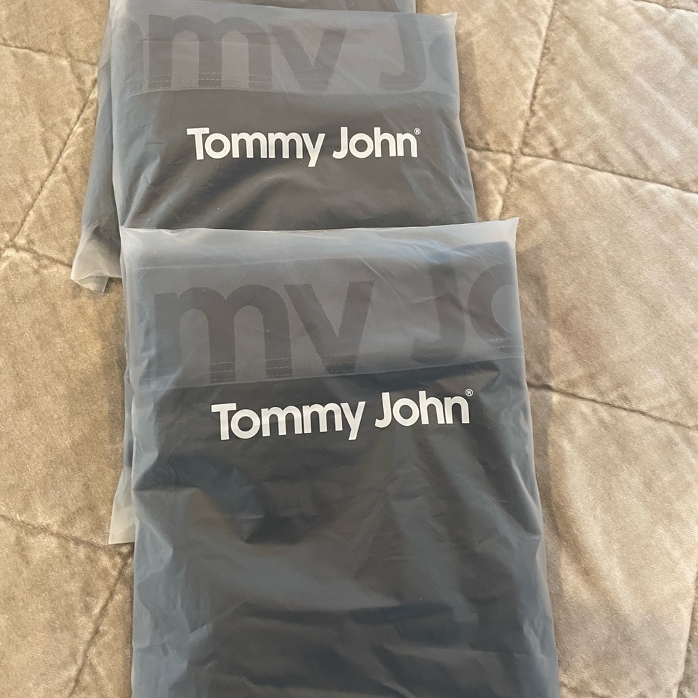 Men’s Tommy John’s boxers. Size 3XL color Black